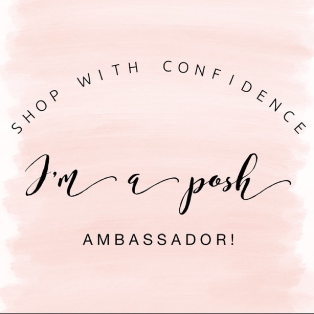 YAY!!! I’m a Poshmark Ambassador!!!! 🤍🛍✨